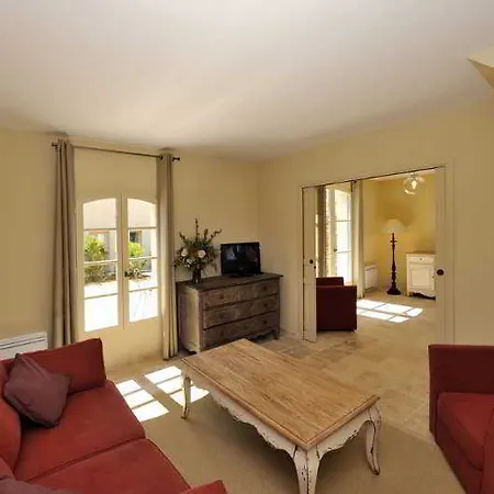 Aparthotel Les Jardins De Benoit By Popinns 3*