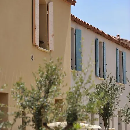 Les Jardins De Benoit By Popinns Aparthotel 3*